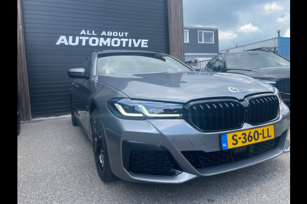 BMW 5 Serie Touring 530e Business Edition Plus Laser Led Panorama M-pakket 19inch breedset memory orig NL Geleverd NAP compleet!