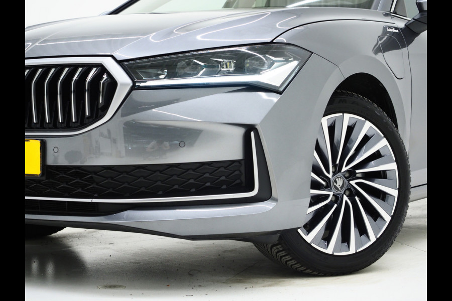 Škoda Superb Combi 1.5 TSI PHEV Laurin & Klement | Leder | Massage | HUD | Canton | Camera | Sfeerlicht | Memory | Keyless