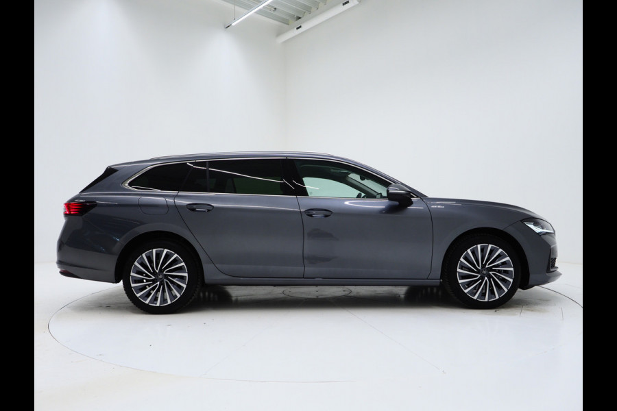 Škoda Superb Combi 1.5 TSI PHEV Laurin & Klement | Leder | Massage | HUD | Canton | Camera | Sfeerlicht | Memory | Keyless
