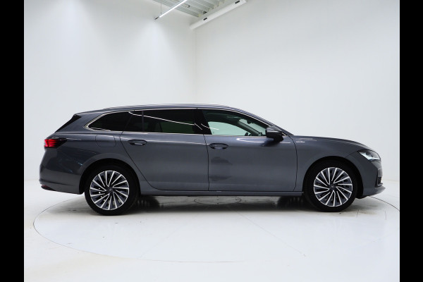 Škoda Superb Combi 1.5 TSI PHEV Laurin & Klement | Leder | Massage | HUD | Canton | Camera | Sfeerlicht | Memory | Keyless