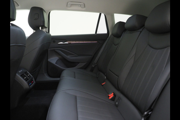 Škoda Superb Combi 1.5 TSI PHEV Laurin & Klement | Leder | Massage | HUD | Canton | Camera | Sfeerlicht | Memory | Keyless