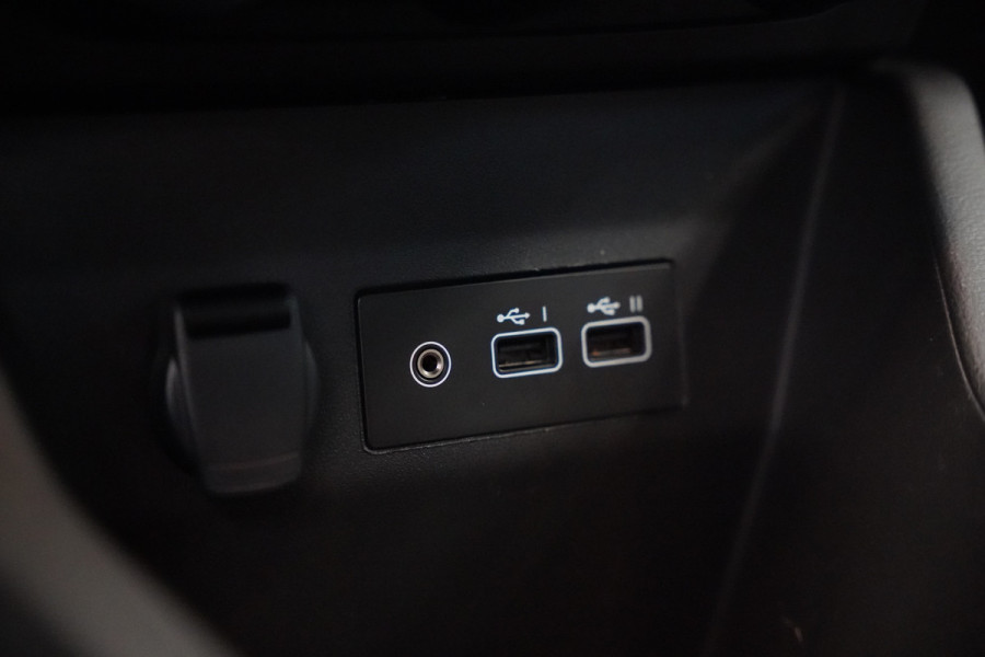 Renault Clio 1.0 TCe 90 GPF evolution Cruise Control PDC NAP 24 Maanden garantie* (Vraag naar de voorwaarden)