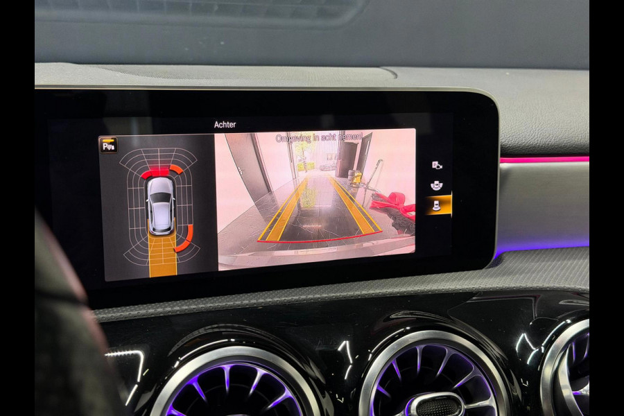 Mercedes-Benz A-Klasse 250 Premium Plus Pano Sfeerv Camera