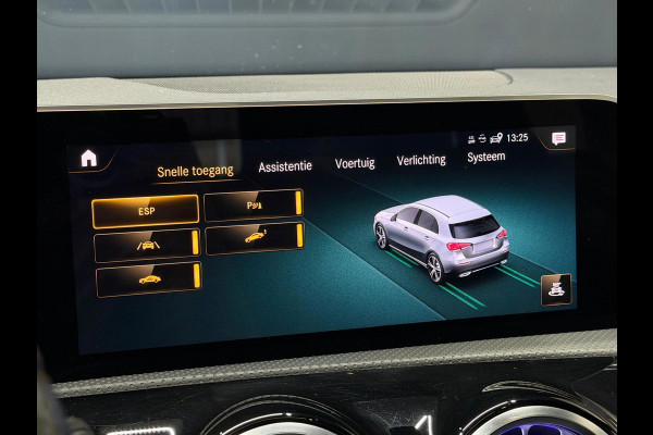 Mercedes-Benz A-Klasse 250 Premium Plus Pano Sfeerv Camera