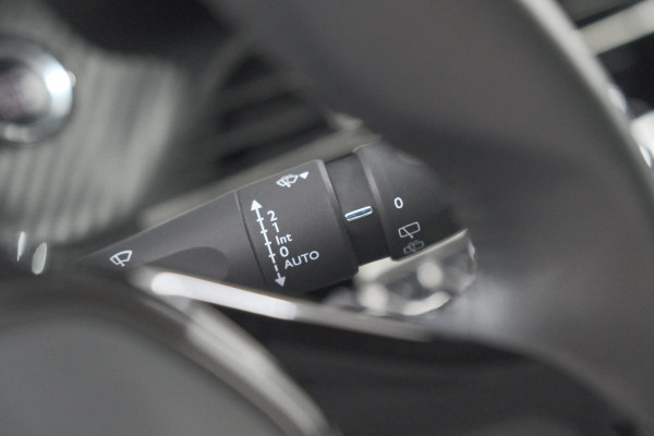Peugeot 208 PureTech 100 Allure | Trekhaak | Camera | Apple Carplay | Navigatie | Parkeersensoren