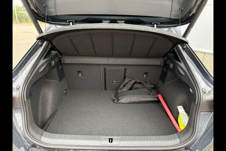 CUPRA Formentor 1.5 TSI e-Hybrid 204pk phev TREKHAAK! PANODAK! EDGE PACK! WINTER