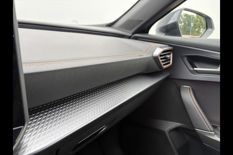 CUPRA Formentor 1.5 TSI e-Hybrid 204pk phev TREKHAAK! PANODAK! EDGE PACK! WINTER