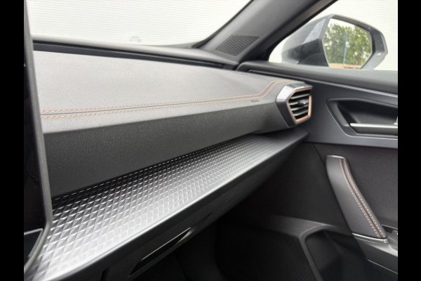 CUPRA Formentor 1.5 TSI e-Hybrid 204pk phev TREKHAAK! PANODAK! EDGE PACK! WINTER