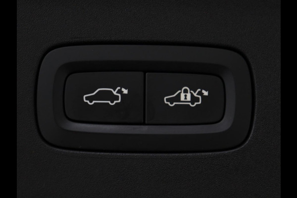 Polestar 2 Long Range Dual Motor Launch Edition 78kWh SOH 91,9% | Panoramadak | 360 Camera | Carplay | Navigatie | Adaptive Cruise | Harman Kardon | Stoel & Stuurwiel verwarming
