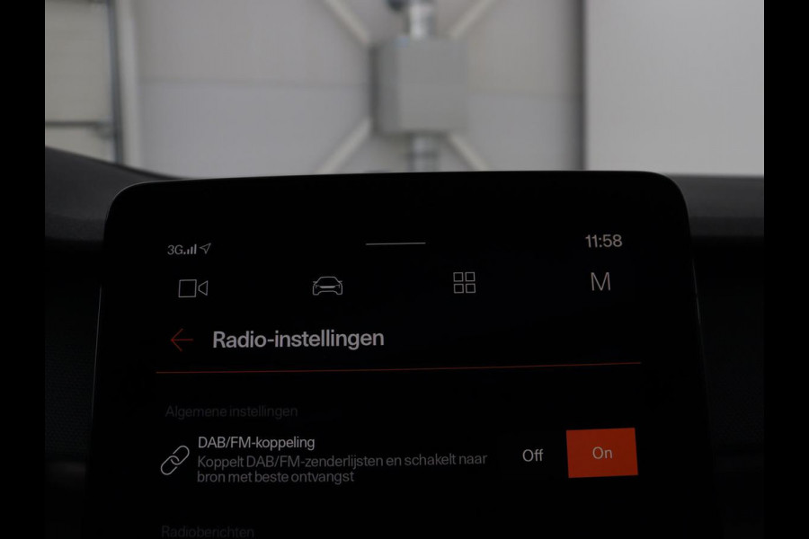 Polestar 2 Long Range Dual Motor Launch Edition 78kWh SOH 91,9% | Panoramadak | 360 Camera | Carplay | Navigatie | Adaptive Cruise | Harman Kardon | Stoel & Stuurwiel verwarming