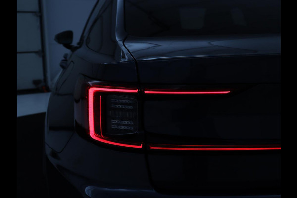 Polestar 2 Long Range Dual Motor Launch Edition 78kWh SOH 91,9% | Panoramadak | 360 Camera | Carplay | Navigatie | Adaptive Cruise | Harman Kardon | Stoel & Stuurwiel verwarming