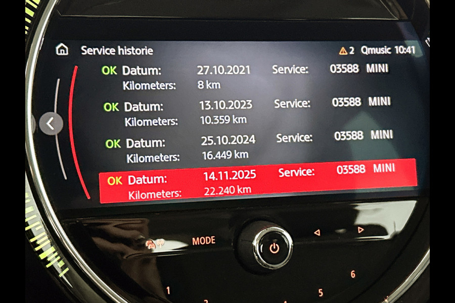 MINI 5-deurs 1.5 Cooper Classic (NL-auto, 1e Eig, Dealer OnderH, Navi Prof, Sportstoel, Parkeersensoren, Climate Con, Etc)