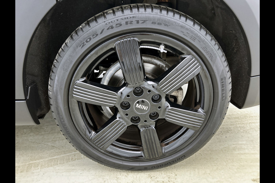 MINI 5-deurs 1.5 Cooper Classic (NL-auto, 1e Eig, Dealer OnderH, Navi Prof, Sportstoel, Parkeersensoren, Climate Con, Etc)