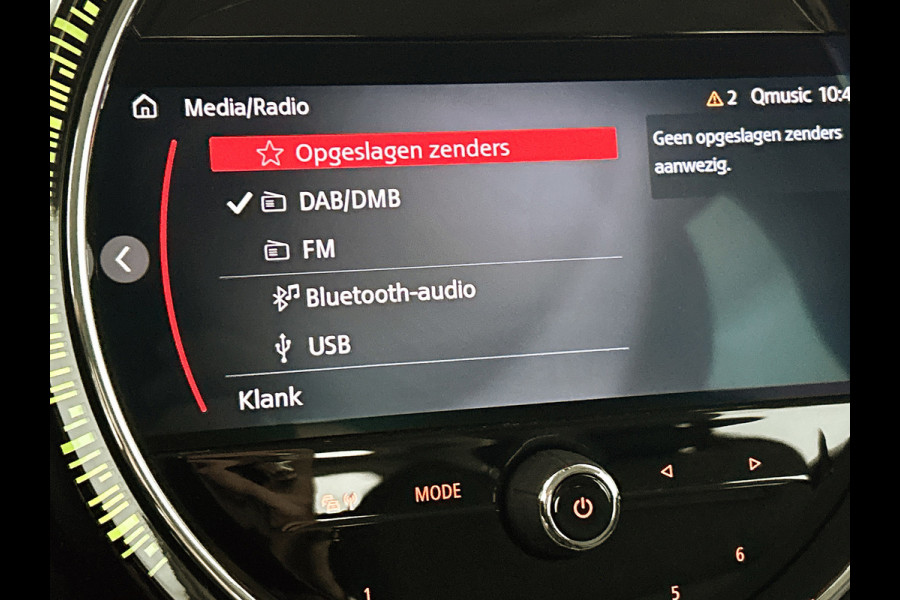 MINI 5-deurs 1.5 Cooper Classic (NL-auto, 1e Eig, Dealer OnderH, Navi Prof, Sportstoel, Parkeersensoren, Climate Con, Etc)