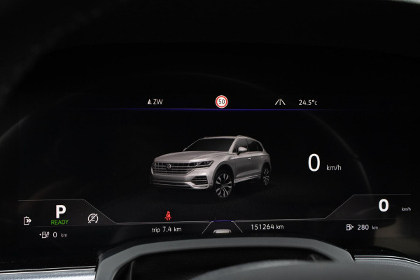 Volkswagen Touareg 3.0 TSi 4MOTION R Trekhaak Luchtvering Camera Nightvision