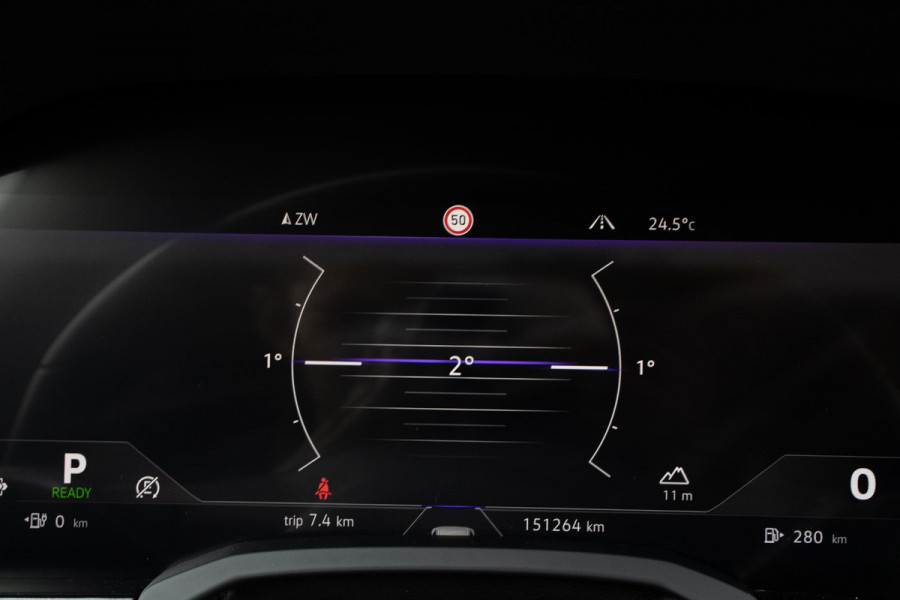 Volkswagen Touareg 3.0 TSi 4MOTION R Trekhaak Luchtvering Camera Nightvision