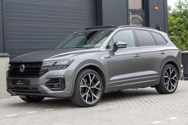 Volkswagen Touareg 3.0 TSi 4MOTION R Trekhaak Luchtvering Camera Nightvision