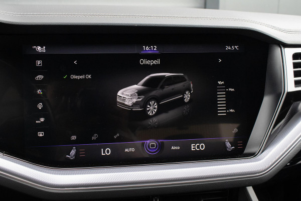 Volkswagen Touareg 3.0 TSi 4MOTION R Trekhaak Luchtvering Camera Nightvision