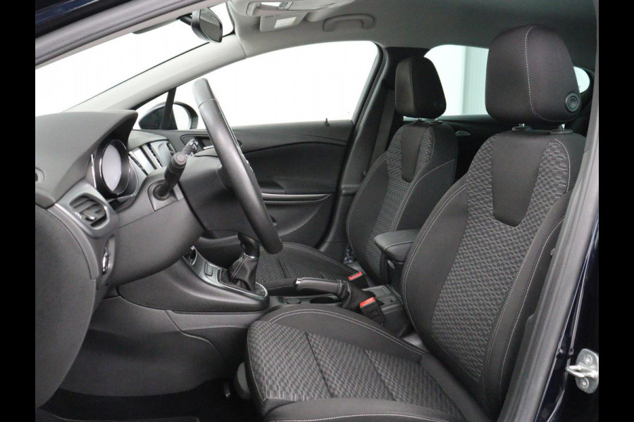 Opel Astra 1.0 Turbo 120 Jaar Edition Carplay | DAB radio | Bluetooth | Parkeerhulp | Navigatie | Cruise control | Climate control