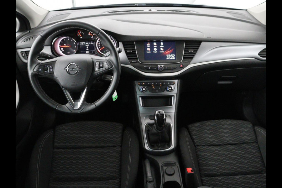 Opel Astra 1.0 Turbo 120 Jaar Edition Carplay | DAB radio | Bluetooth | Parkeerhulp | Navigatie | Cruise control | Climate control