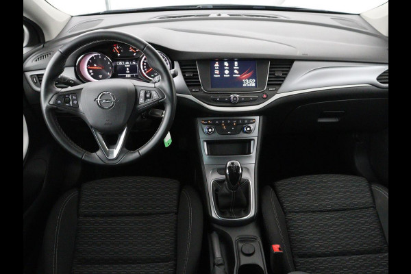 Opel Astra 1.0 Turbo 120 Jaar Edition Carplay | DAB radio | Bluetooth | Parkeerhulp | Navigatie | Cruise control | Climate control