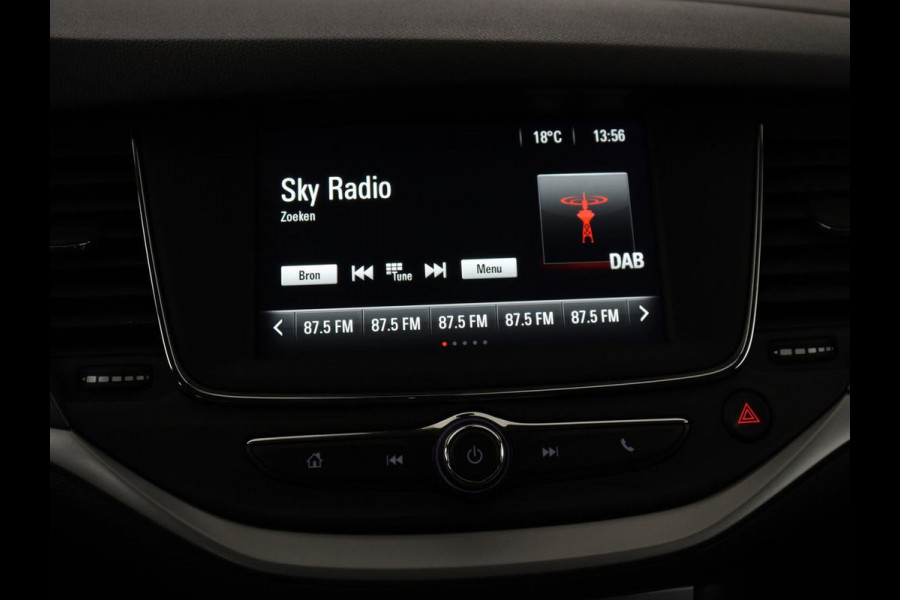 Opel Astra 1.0 Turbo 120 Jaar Edition Carplay | DAB radio | Bluetooth | Parkeerhulp | Navigatie | Cruise control | Climate control