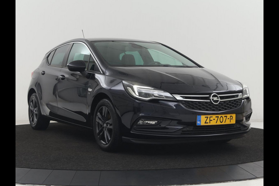 Opel Astra 1.0 Turbo 120 Jaar Edition Carplay | DAB radio | Bluetooth | Parkeerhulp | Navigatie | Cruise control | Climate control