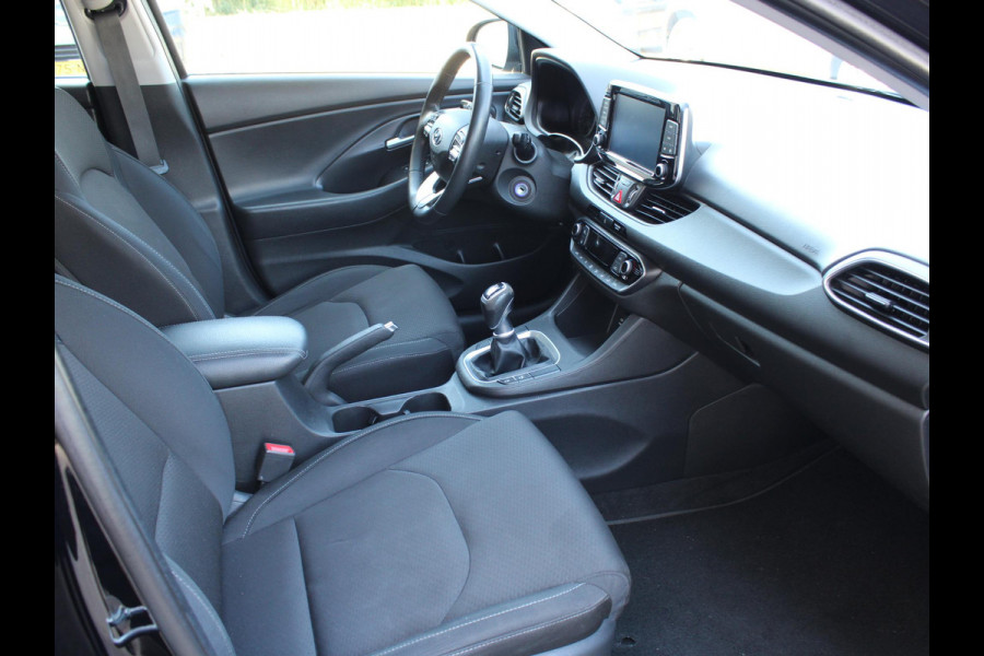 Hyundai i30 Wagon 1.0 T-GDI Comfort | APPLE CARPLAY / ANDROID AUTO | ACHTERUITRIJCAMERA | CRUISE CONTROL |