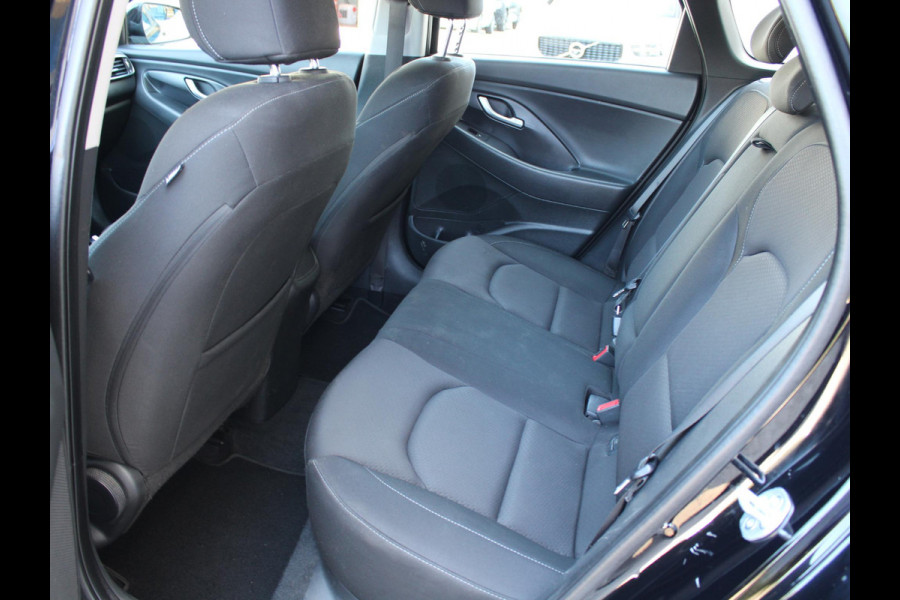 Hyundai i30 Wagon 1.0 T-GDI Comfort | APPLE CARPLAY / ANDROID AUTO | ACHTERUITRIJCAMERA | CRUISE CONTROL |
