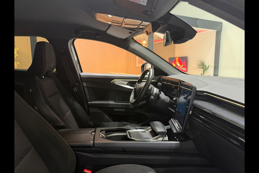 Renault Espace E-Tech Full Hybrid 200pk Esprit Alpine 7 pers| Matrix LED | Trekhaak Massage | 20 inch| 4CONTROL |