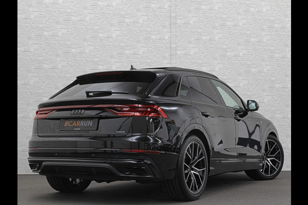 Audi Q8 60e 462PK Competition | #RS-Stoelen | Carbon | Panorama | ACC | 360 Camera | B&O Sound | Trekhaak | Matrix-LED | Sfeerverlichting | Memory | Stuurverwarming | Stoelverwarming V+A | Zonwering | ISO-Glas | Leder Dashboard | 3-Zone Clima | Carplay |