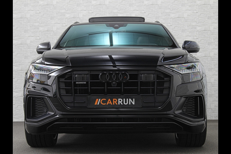 Audi Q8 60e 462PK Competition | #RS-Stoelen | Carbon | Panorama | ACC | 360 Camera | B&O Sound | Trekhaak | Matrix-LED | Sfeerverlichting | Memory | Stuurverwarming | Stoelverwarming V+A | Zonwering | ISO-Glas | Leder Dashboard | 3-Zone Clima | Carplay |
