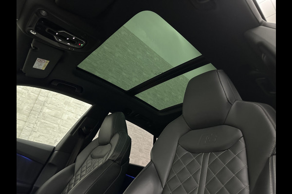 Audi Q8 60e 462PK Competition | #RS-Stoelen | Carbon | Panorama | ACC | 360 Camera | B&O Sound | Trekhaak | Matrix-LED | Sfeerverlichting | Memory | Stuurverwarming | Stoelverwarming V+A | Zonwering | ISO-Glas | Leder Dashboard | 3-Zone Clima | Carplay |