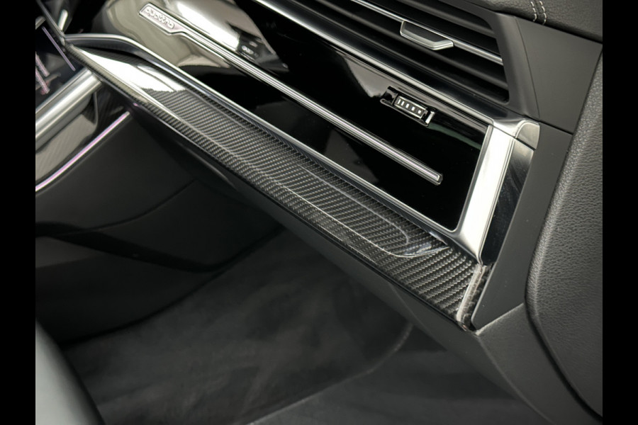 Audi Q8 60e 462PK Competition | #RS-Stoelen | Carbon | Panorama | ACC | 360 Camera | B&O Sound | Trekhaak | Matrix-LED | Sfeerverlichting | Memory | Stuurverwarming | Stoelverwarming V+A | Zonwering | ISO-Glas | Leder Dashboard | 3-Zone Clima | Carplay |