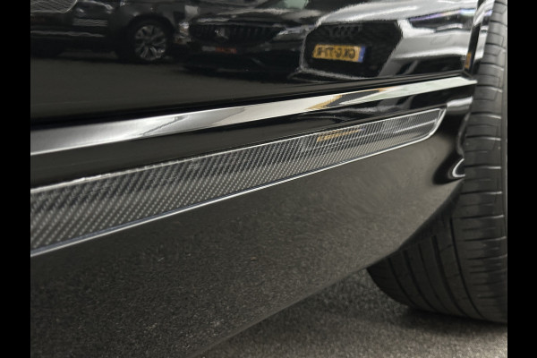 Audi Q8 60e 462PK Competition | #RS-Stoelen | Carbon | Panorama | ACC | 360 Camera | B&O Sound | Trekhaak | Matrix-LED | Sfeerverlichting | Memory | Stuurverwarming | Stoelverwarming V+A | Zonwering | ISO-Glas | Leder Dashboard | 3-Zone Clima | Carplay |