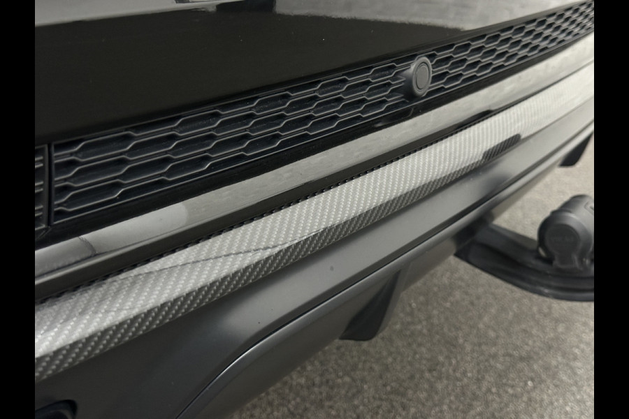 Audi Q8 60e 462PK Competition | #RS-Stoelen | Carbon | Panorama | ACC | 360 Camera | B&O Sound | Trekhaak | Matrix-LED | Sfeerverlichting | Memory | Stuurverwarming | Stoelverwarming V+A | Zonwering | ISO-Glas | Leder Dashboard | 3-Zone Clima | Carplay |