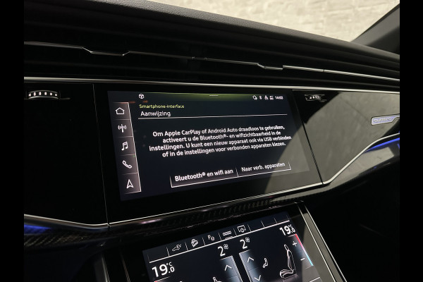 Audi Q8 60e 462PK Competition | #RS-Stoelen | Carbon | Panorama | ACC | 360 Camera | B&O Sound | Trekhaak | Matrix-LED | Sfeerverlichting | Memory | Stuurverwarming | Stoelverwarming V+A | Zonwering | ISO-Glas | Leder Dashboard | 3-Zone Clima | Carplay |