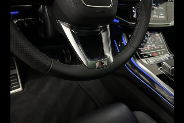Audi Q8 60e 462PK Competition | #RS-Stoelen | Carbon | Panorama | ACC | 360 Camera | B&O Sound | Trekhaak | Matrix-LED | Sfeerverlichting | Memory | Stuurverwarming | Stoelverwarming V+A | Zonwering | ISO-Glas | Leder Dashboard | 3-Zone Clima | Carplay |
