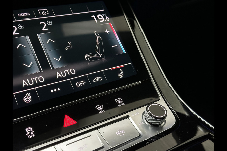 Audi Q8 60e 462PK Competition | #RS-Stoelen | Carbon | Panorama | ACC | 360 Camera | B&O Sound | Trekhaak | Matrix-LED | Sfeerverlichting | Memory | Stuurverwarming | Stoelverwarming V+A | Zonwering | ISO-Glas | Leder Dashboard | 3-Zone Clima | Carplay |