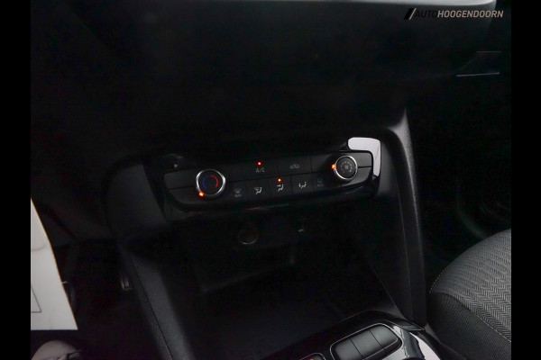Opel Corsa 1.2 Edition Luxe (APPLE CAPLAY,CRUISE CONTROL,PARKEERSENSOREN,AIRCO,NAVIGATIE,LED,COMFORTSTOELEN,TOPCONDITIE)