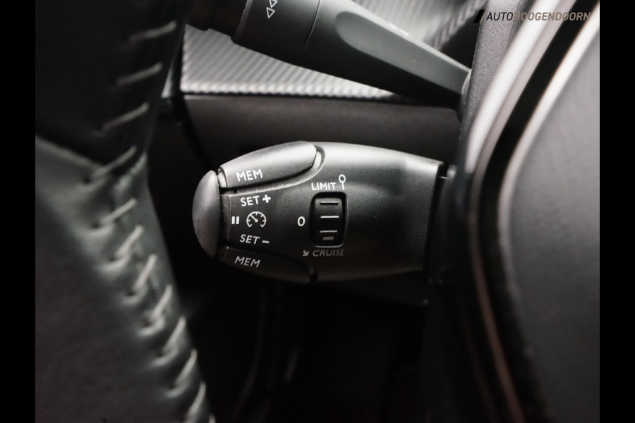 Peugeot 2008 1.2 PureTech Blue Lease Allure Luxe (ACHTERUITRIJCAMERA,CRUISE,3D-COCKPIT,LM-VELGEN,APPLE CARPLAY,PDC,TOPCONDITIE)