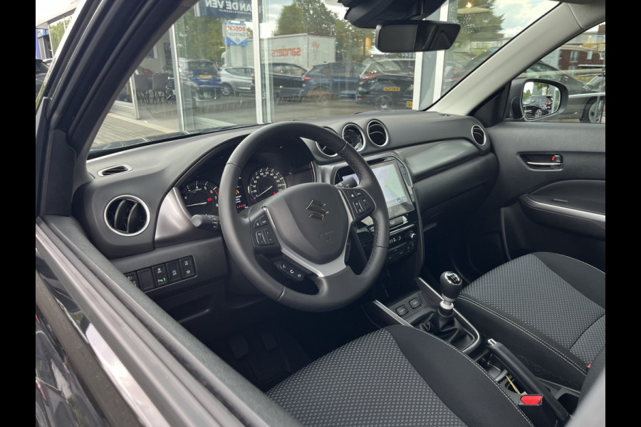 Suzuki Vitara 1.4 Boosterjet Smart Hybrid Select | €2.000,- voordeel | Uit voorraad leverbaar | 0724 | Adapt. Cruise | Camera | Dodehoek | Rijstrook | Stoelverwarming | etc. etc.