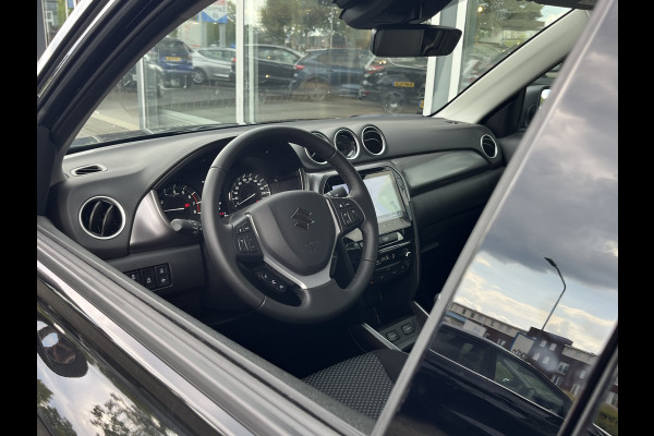 Suzuki Vitara 1.4 Boosterjet Smart Hybrid Select | €2.000,- voordeel | Uit voorraad leverbaar | 0724 | Adapt. Cruise | Camera | Dodehoek | Rijstrook | Stoelverwarming | etc. etc.