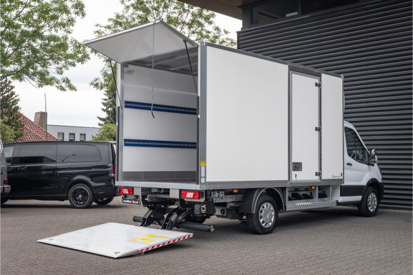 Ford E-Transit Bakwagen met laadklep Rolstops