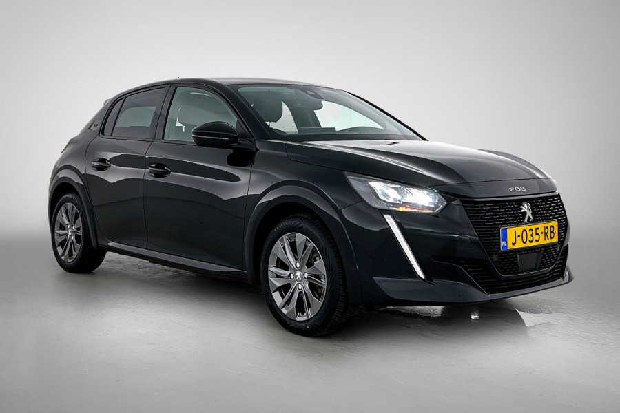Peugeot e-208 EV Allure 50 kWh(NL-auto, Goed OndH, Camera, Carplay, StoelV, Lane Assist, Navi, Climate Con, Etc)
