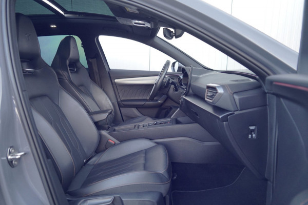 CUPRA Formentor 1.4 e-Hybrid Performance / Maxton design / Elek. Trekhaak / Pano / SOH 89,5 % / / Camera / Carplay