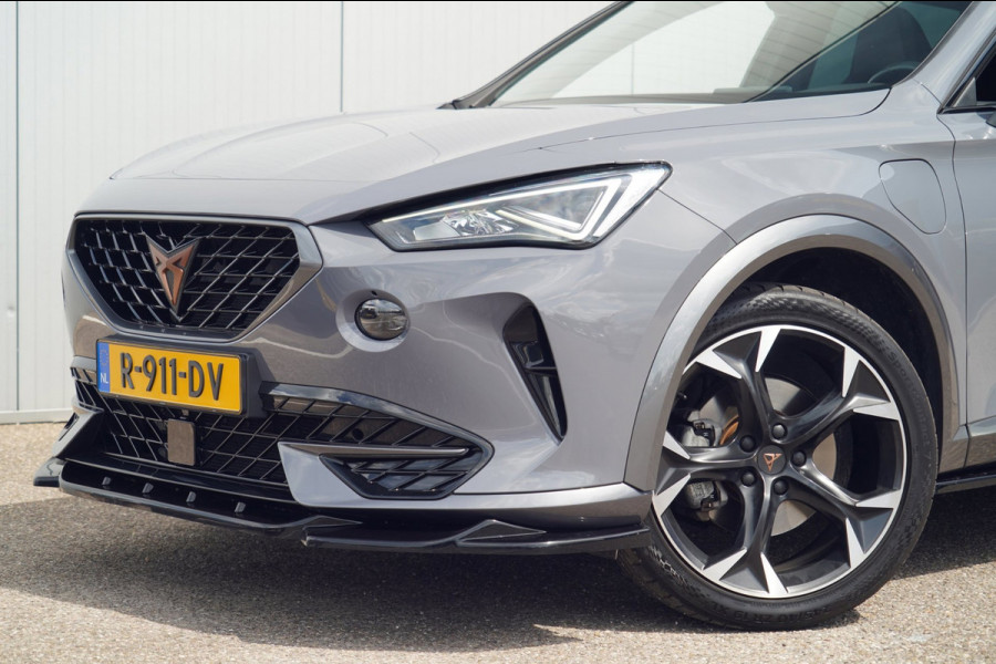 CUPRA Formentor 1.4 e-Hybrid Performance / Maxton design / Elek. Trekhaak / Pano / SOH 89,5 % / / Camera / Carplay