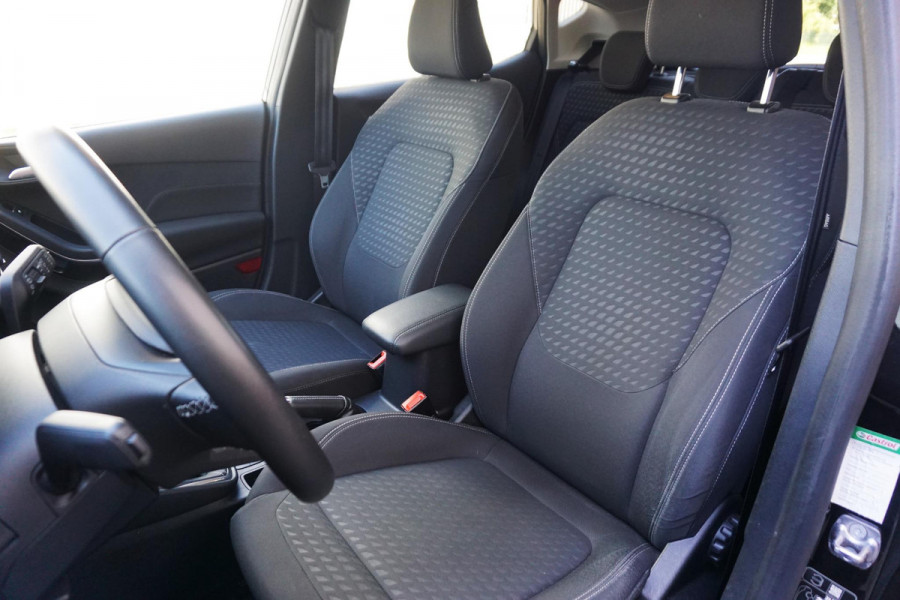 Ford Fiesta 1.0 EcoB.95PK Titanium X/Navigatie/Apple CarPlay/ Winterpakket/Dealeronderhouden