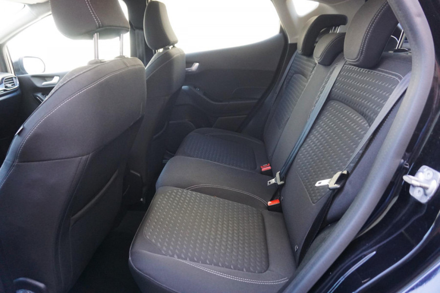 Ford Fiesta 1.0 EcoB.95PK Titanium X/Navigatie/Apple CarPlay/ Winterpakket/Dealeronderhouden