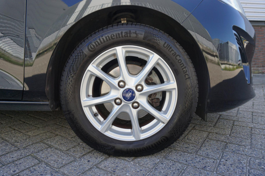 Ford Fiesta 1.0 EcoB.95PK Titanium X/Navigatie/Apple CarPlay/ Winterpakket/Dealeronderhouden